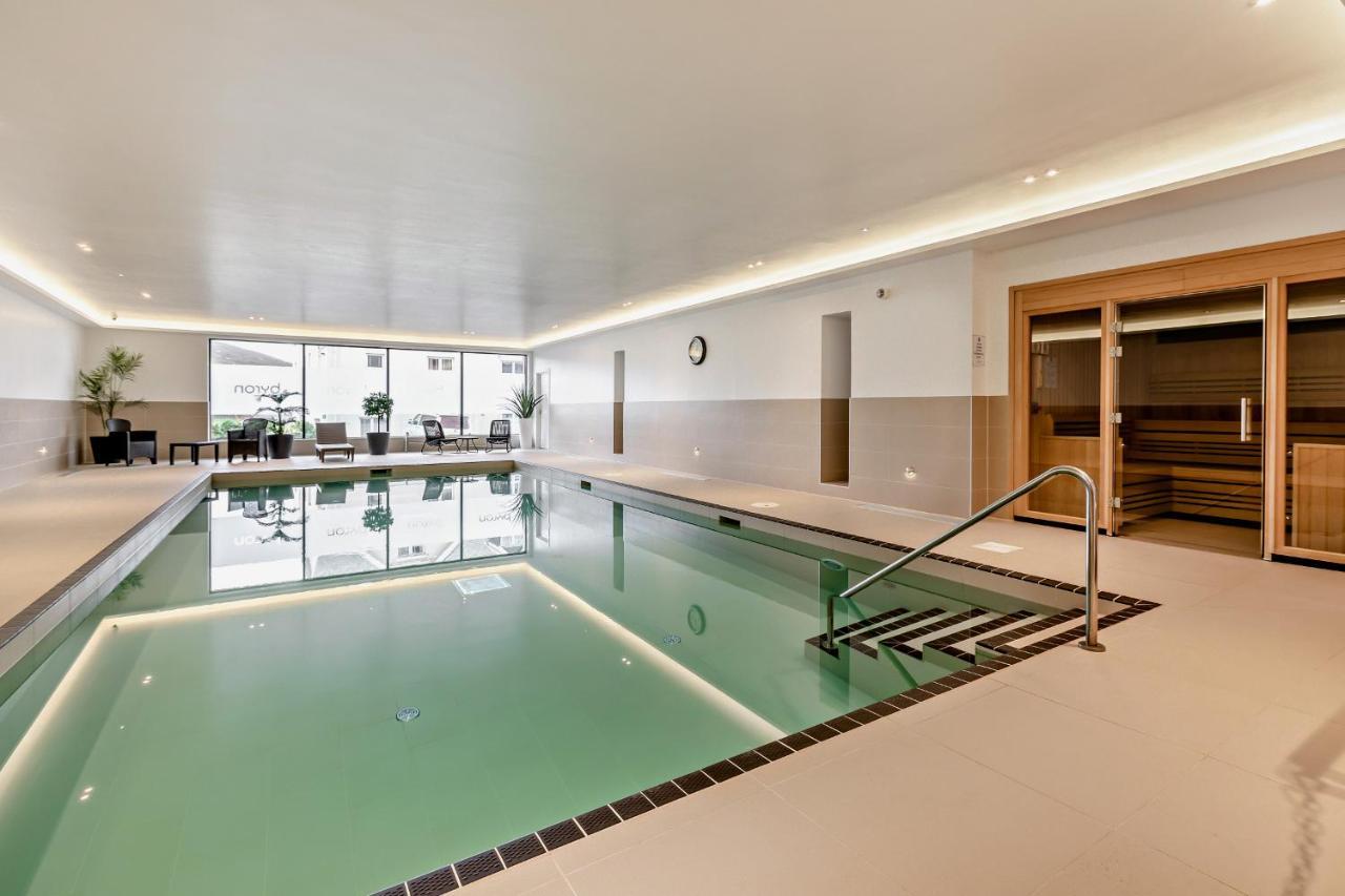 5 Middlecombe - Luxury Apartment At Byron Woolacombe, Only 4 Minute Walk To Woolacombe Beach! Exteriör bild